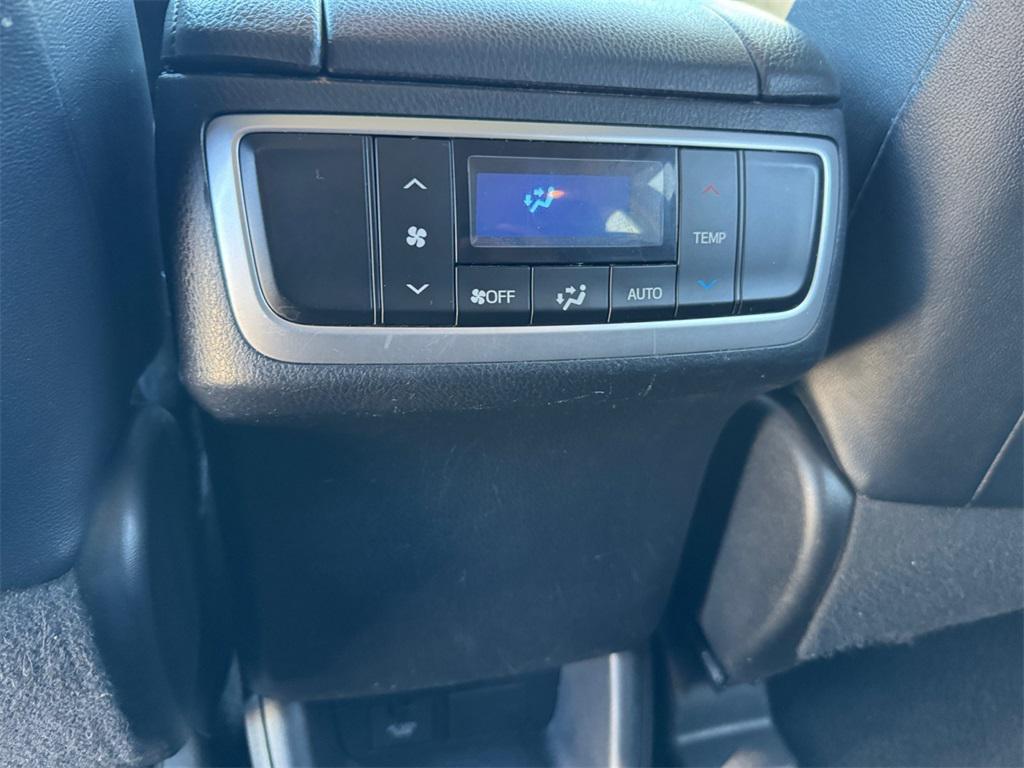 used 2019 Toyota Highlander car, priced at $28,491