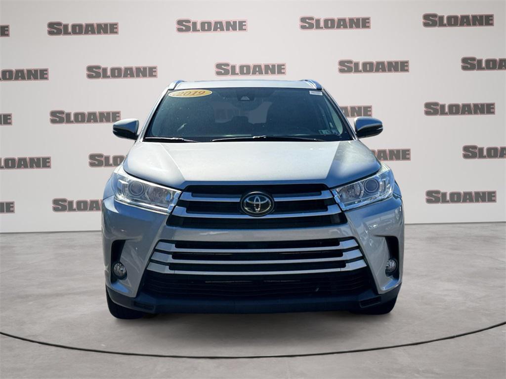 used 2019 Toyota Highlander car, priced at $28,491