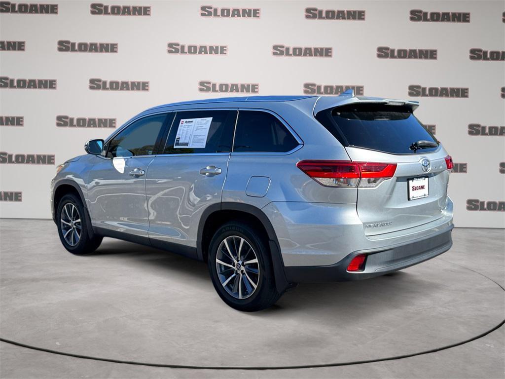 used 2019 Toyota Highlander car, priced at $28,491