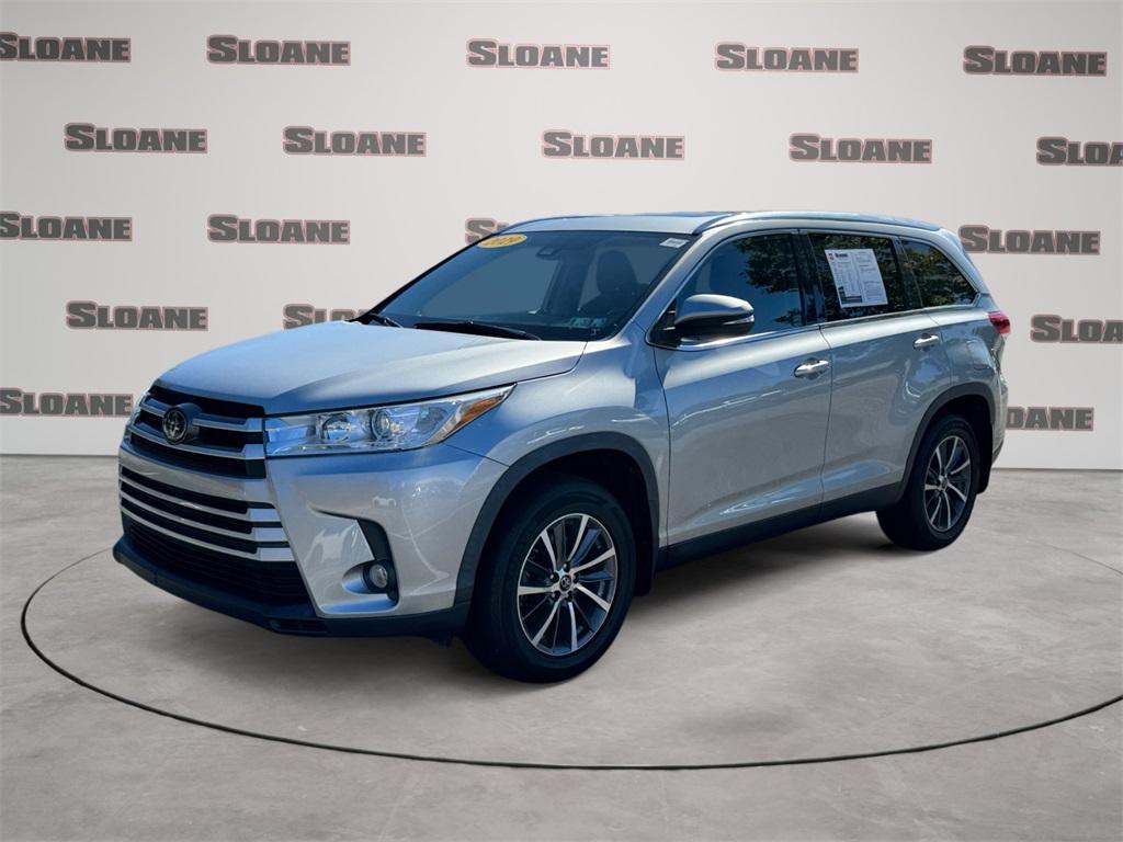 used 2019 Toyota Highlander car, priced at $28,491