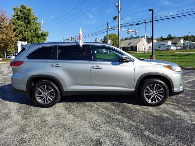 used 2019 Toyota Highlander car