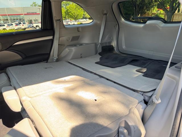 used 2015 Toyota Highlander car, priced at $19,991