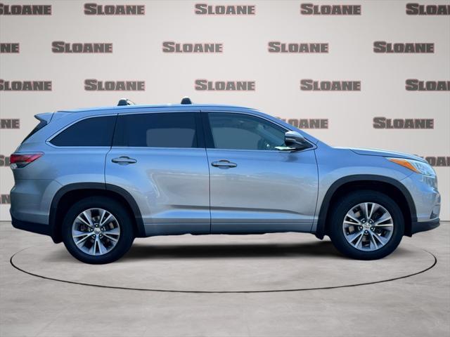 used 2015 Toyota Highlander car, priced at $19,991