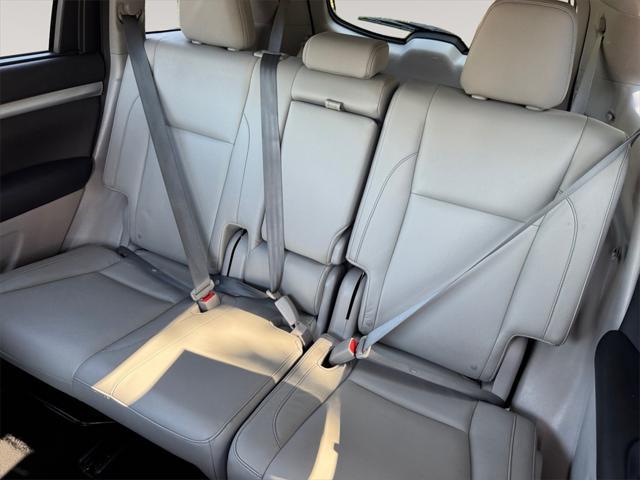 used 2015 Toyota Highlander car, priced at $19,991