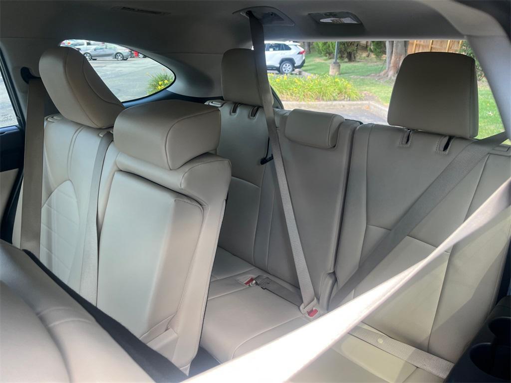 used 2022 Toyota Highlander car, priced at $37,491