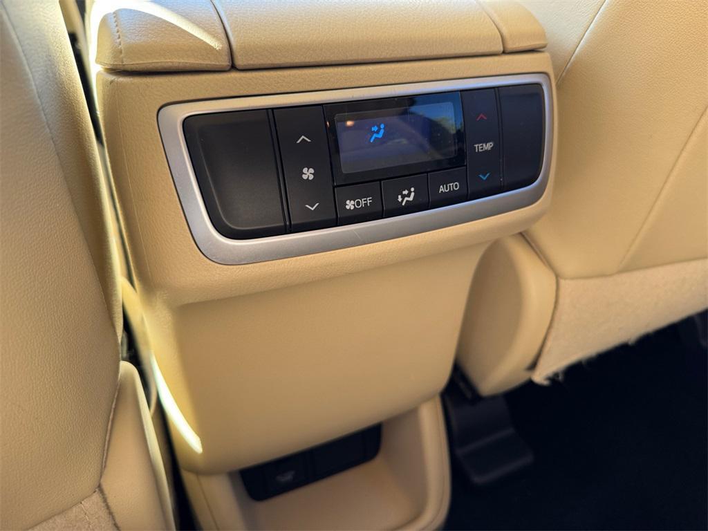 used 2017 Toyota Highlander car, priced at $18,991