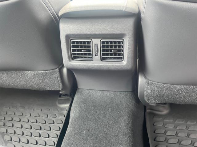 used 2020 Toyota Camry Hybrid car, priced at $27,992