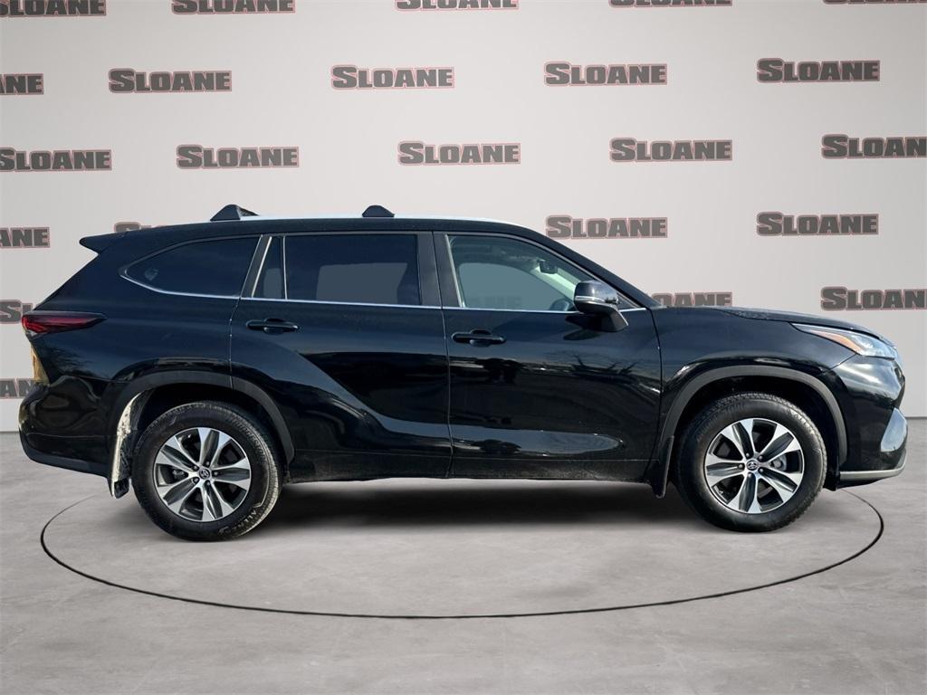 used 2024 Toyota Highlander car, priced at $44,491