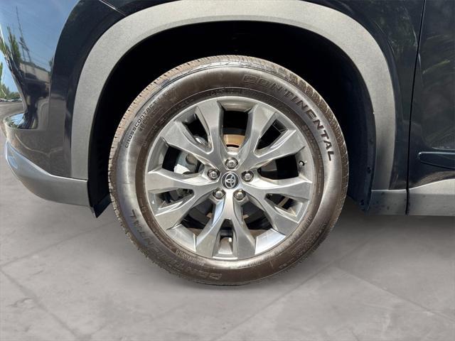 used 2025 Toyota Grand Highlander car, priced at $56,432