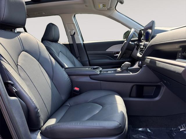 used 2025 Toyota Grand Highlander car, priced at $56,432
