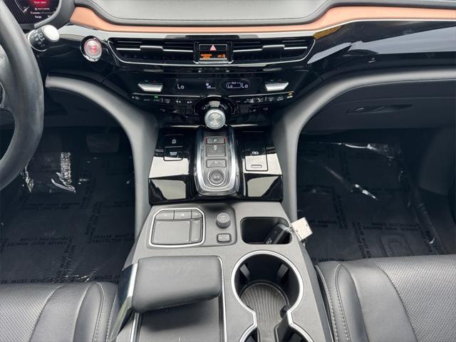 used 2022 Acura MDX car, priced at $33,372