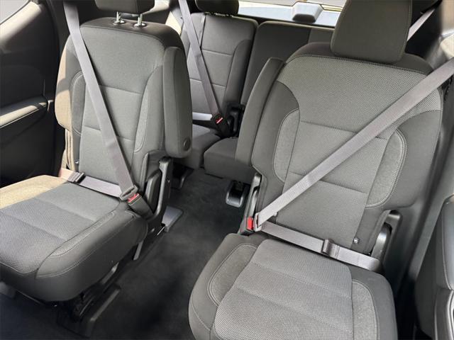 used 2023 Chevrolet Traverse car, priced at $31,991