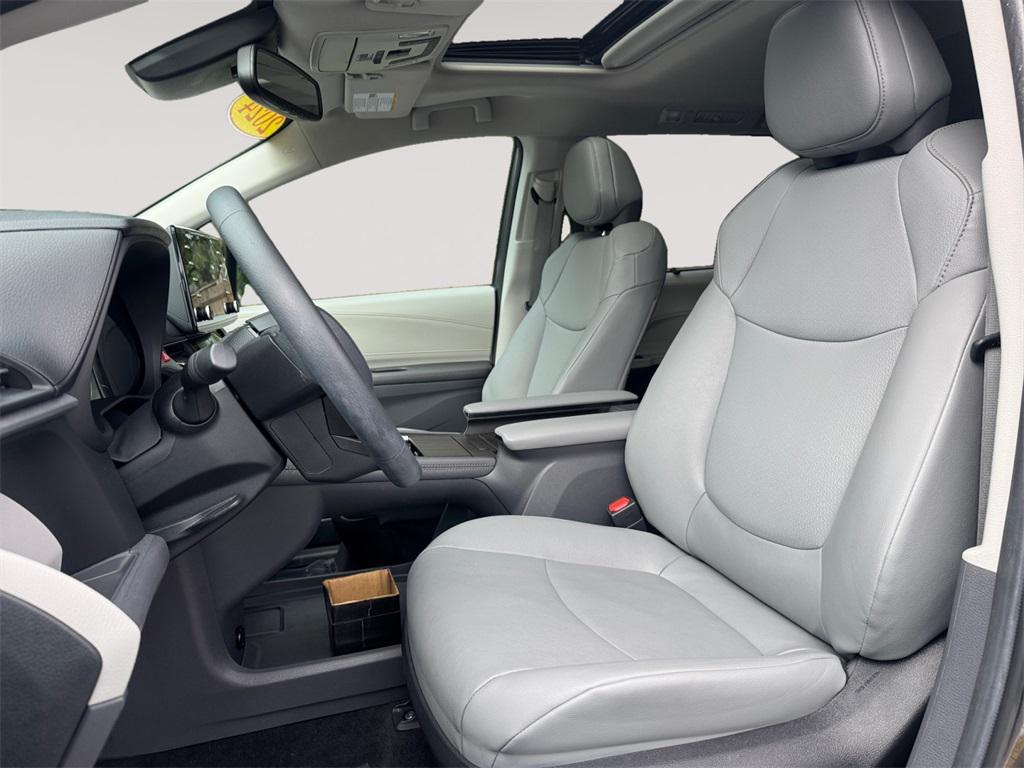used 2024 Toyota Sienna car, priced at $47,991