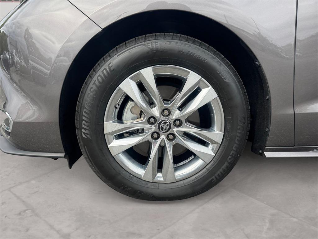 used 2024 Toyota Sienna car, priced at $47,991