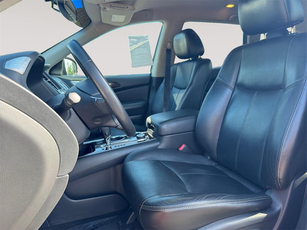 used 2013 Nissan Pathfinder car
