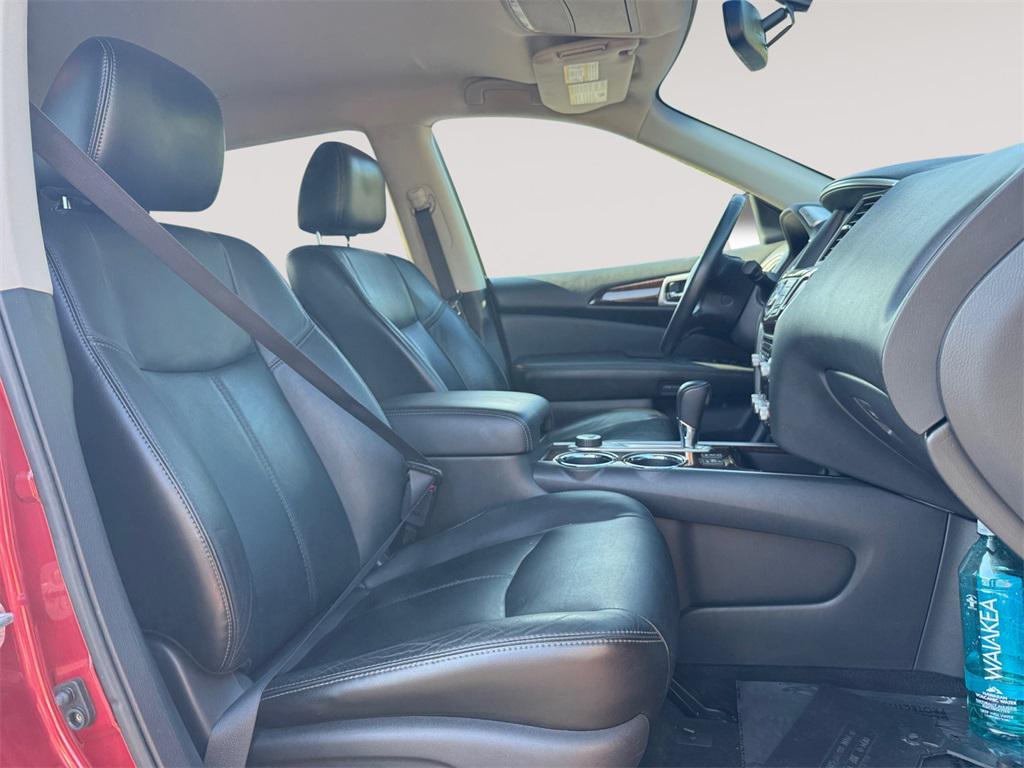 used 2013 Nissan Pathfinder car