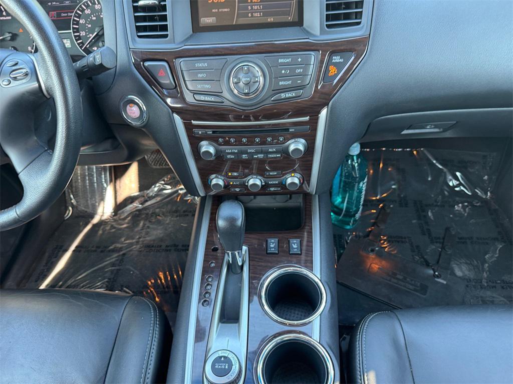 used 2013 Nissan Pathfinder car