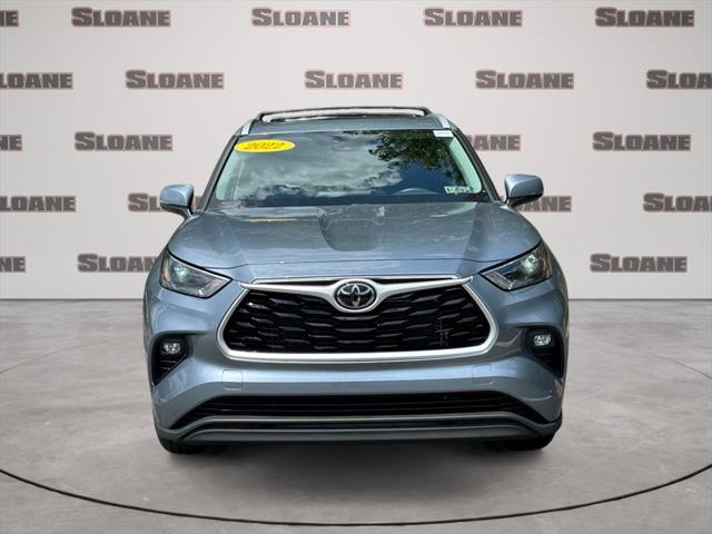 used 2022 Toyota Highlander car, priced at $40,491