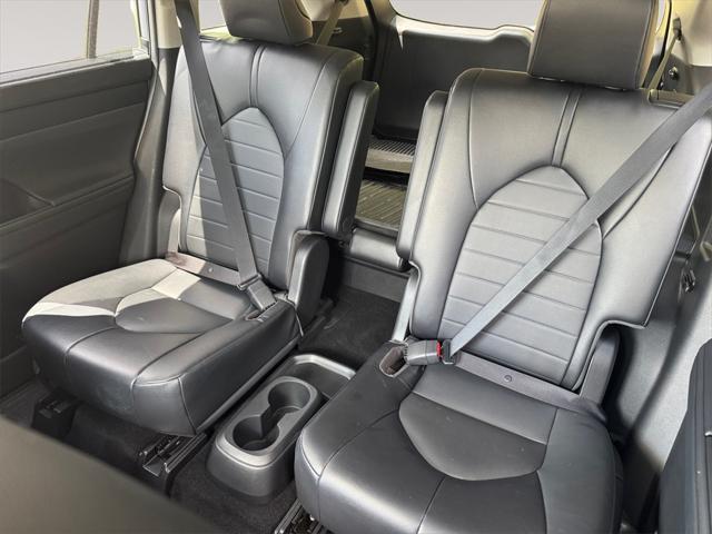 used 2022 Toyota Highlander car, priced at $40,491