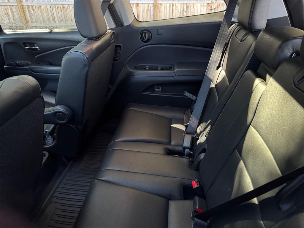 used 2019 Honda Pilot car, priced at $23,583