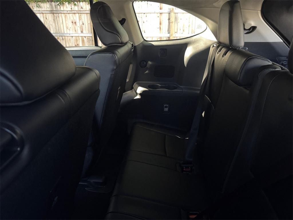 used 2023 Toyota Highlander car, priced at $37,991