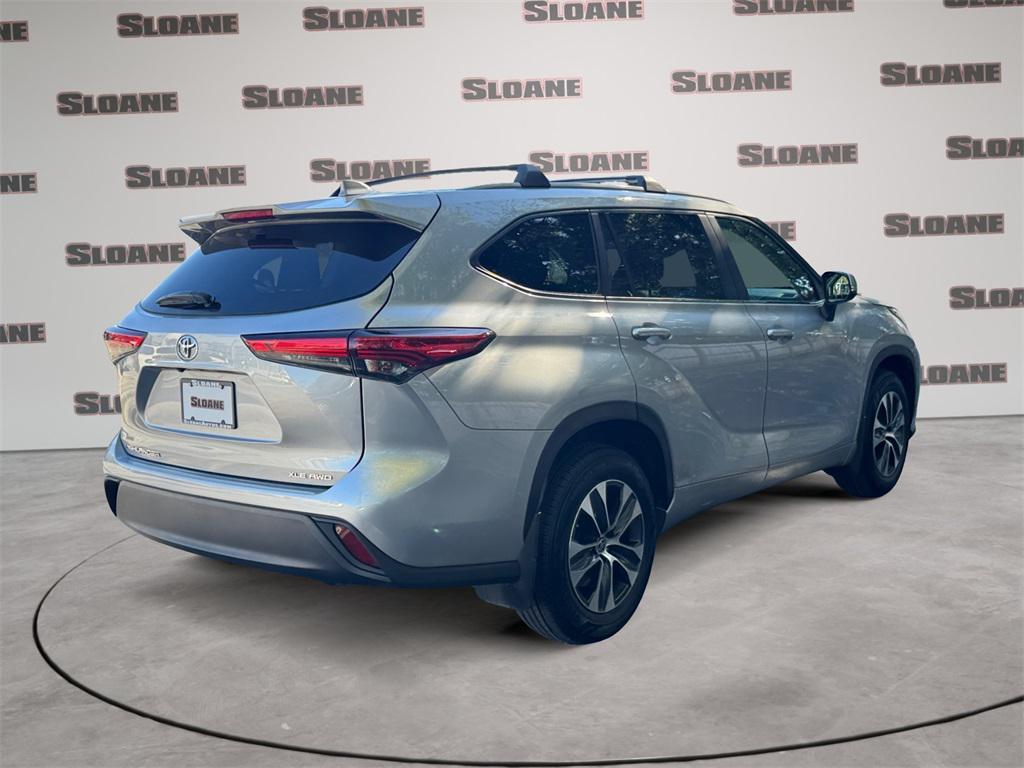 used 2023 Toyota Highlander car, priced at $37,991