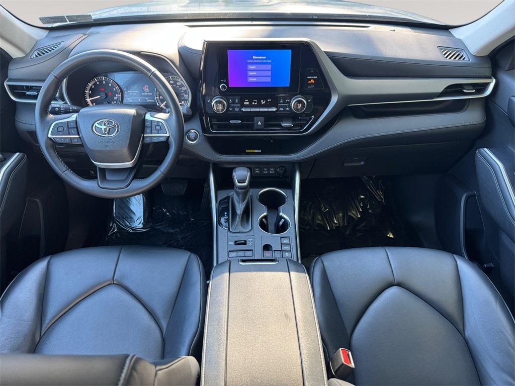 used 2023 Toyota Highlander car, priced at $37,991