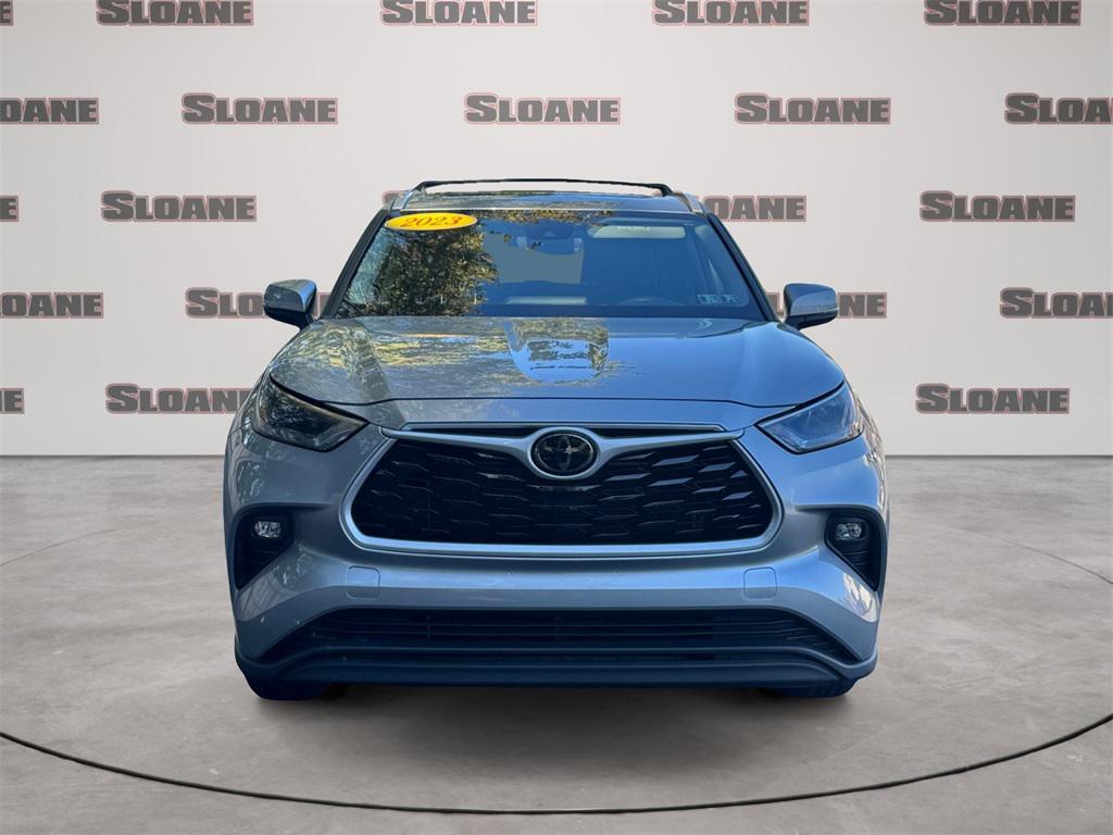 used 2023 Toyota Highlander car, priced at $37,991