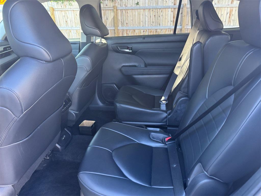 used 2023 Toyota Highlander car, priced at $37,991