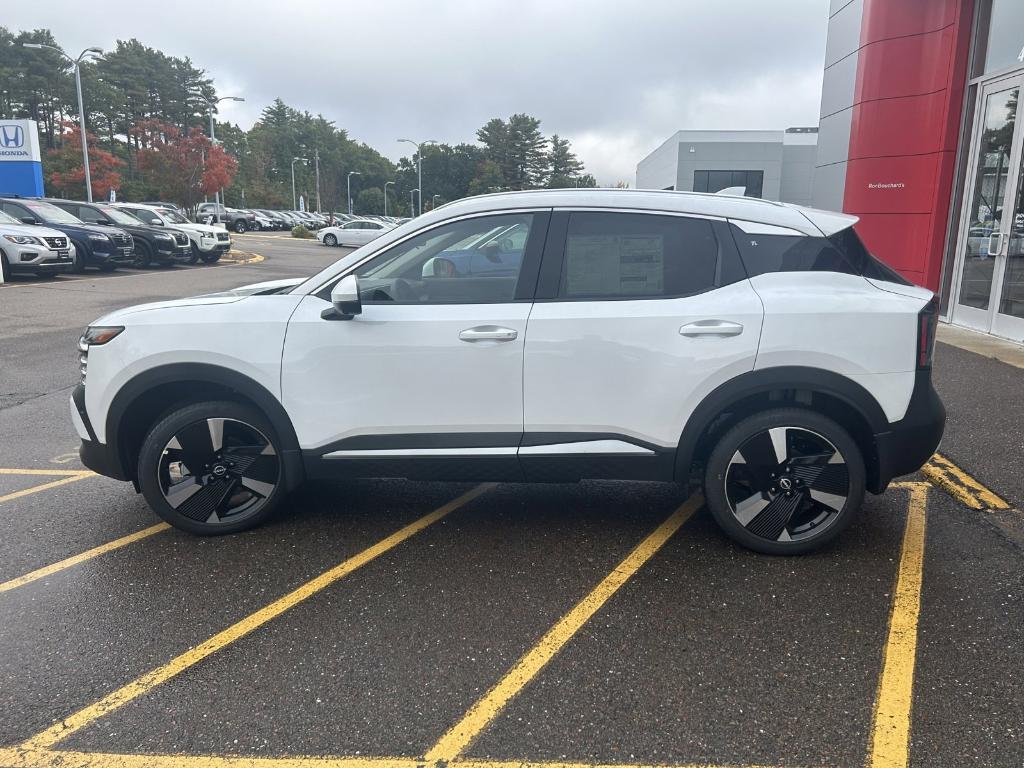 new 2025 Nissan Kicks car, priced at $29,433