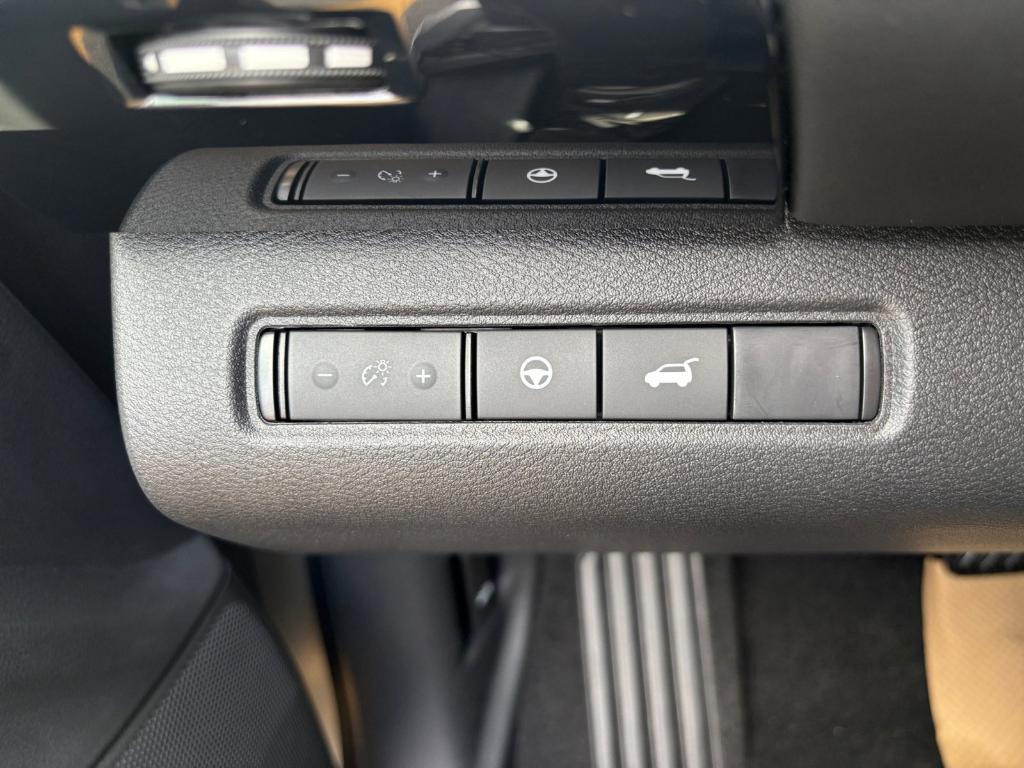 new 2025 Nissan Pathfinder car, priced at $34,969