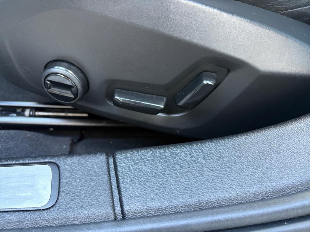 used 2023 Volvo S60 car, priced at $30,694