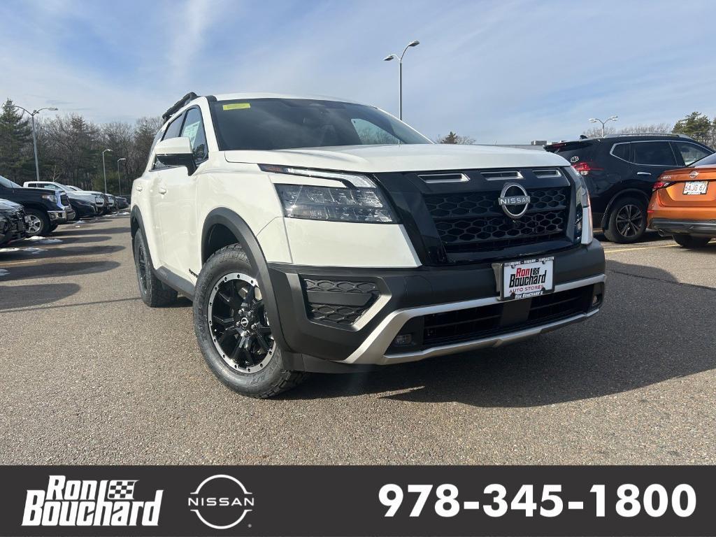 new 2025 Nissan Pathfinder car, priced at $45,650