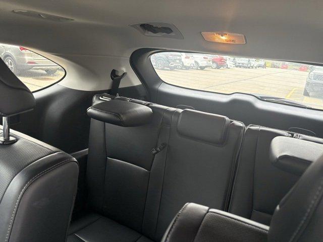 used 2022 Toyota Highlander car, priced at $38,990