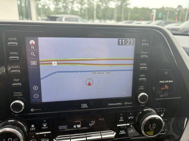 used 2022 Toyota Highlander car, priced at $38,990