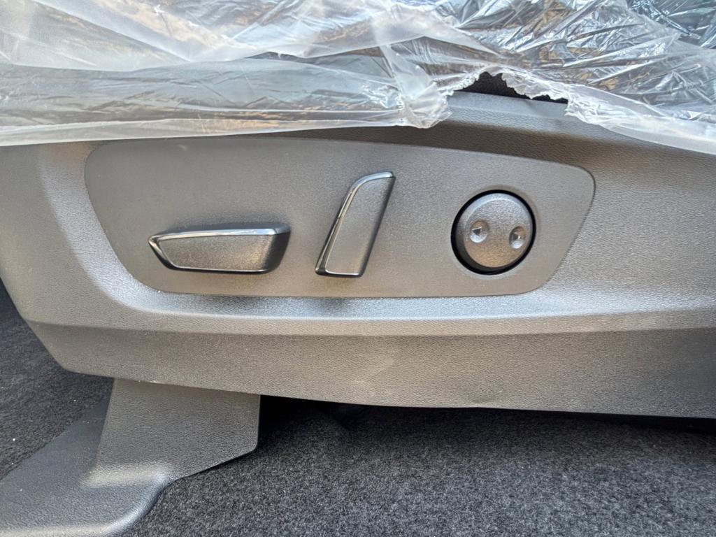 new 2025 Nissan Pathfinder car, priced at $35,286