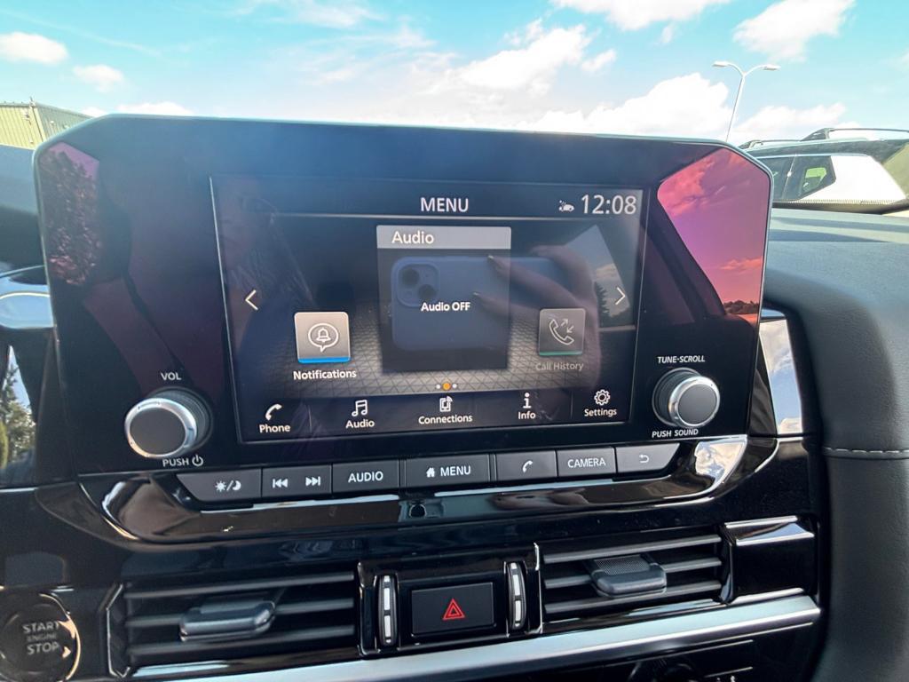 new 2025 Nissan Pathfinder car, priced at $35,286