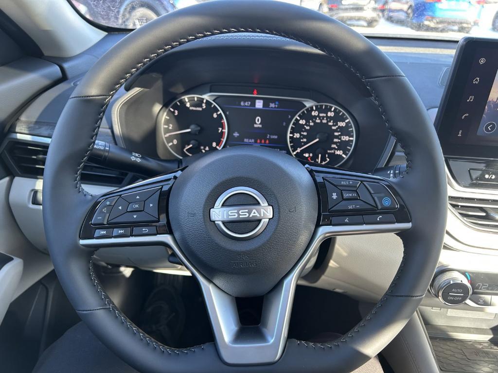 new 2025 Nissan Altima car, priced at $33,095