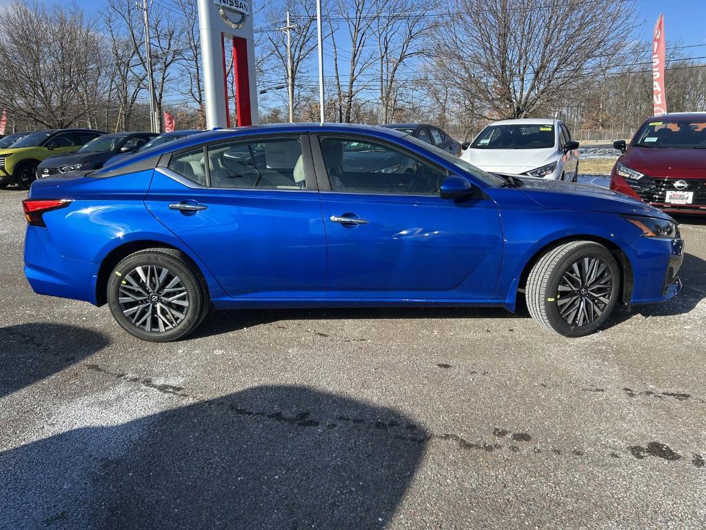 new 2025 Nissan Altima car, priced at $32,312