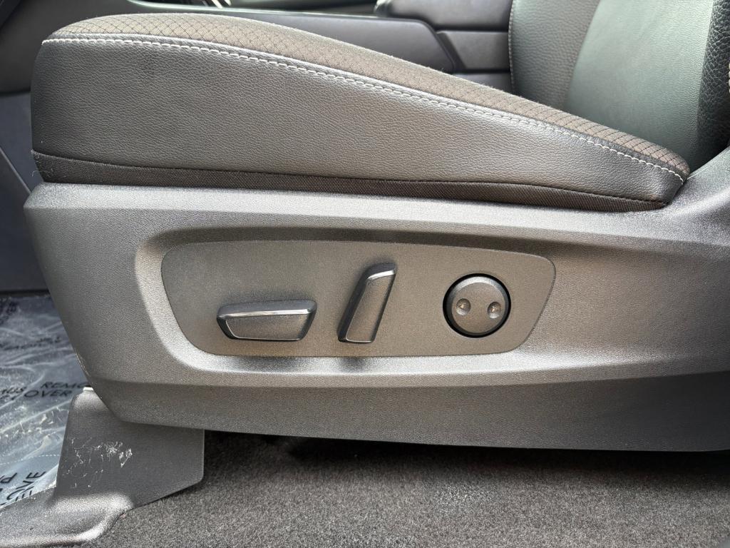 used 2024 Nissan Pathfinder car, priced at $40,993