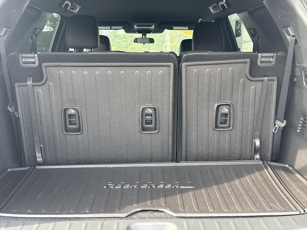 new 2025 Nissan Pathfinder car, priced at $43,575
