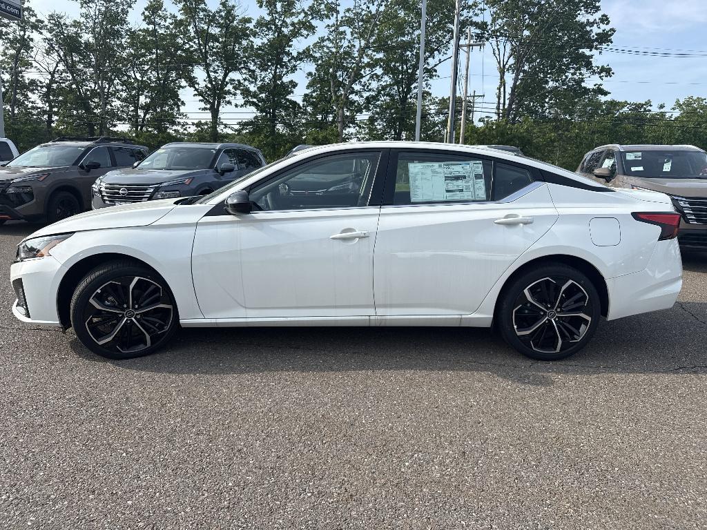 new 2025 Nissan Altima car, priced at $30,656
