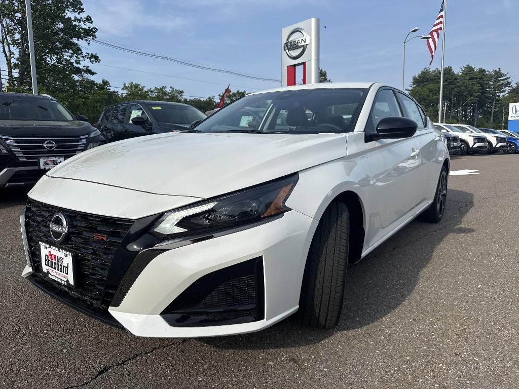 new 2025 Nissan Altima car, priced at $30,656