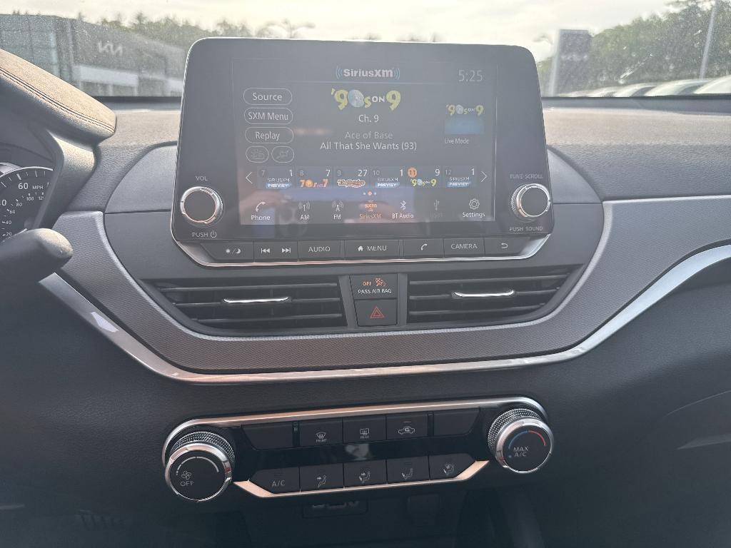 new 2025 Nissan Altima car, priced at $30,656