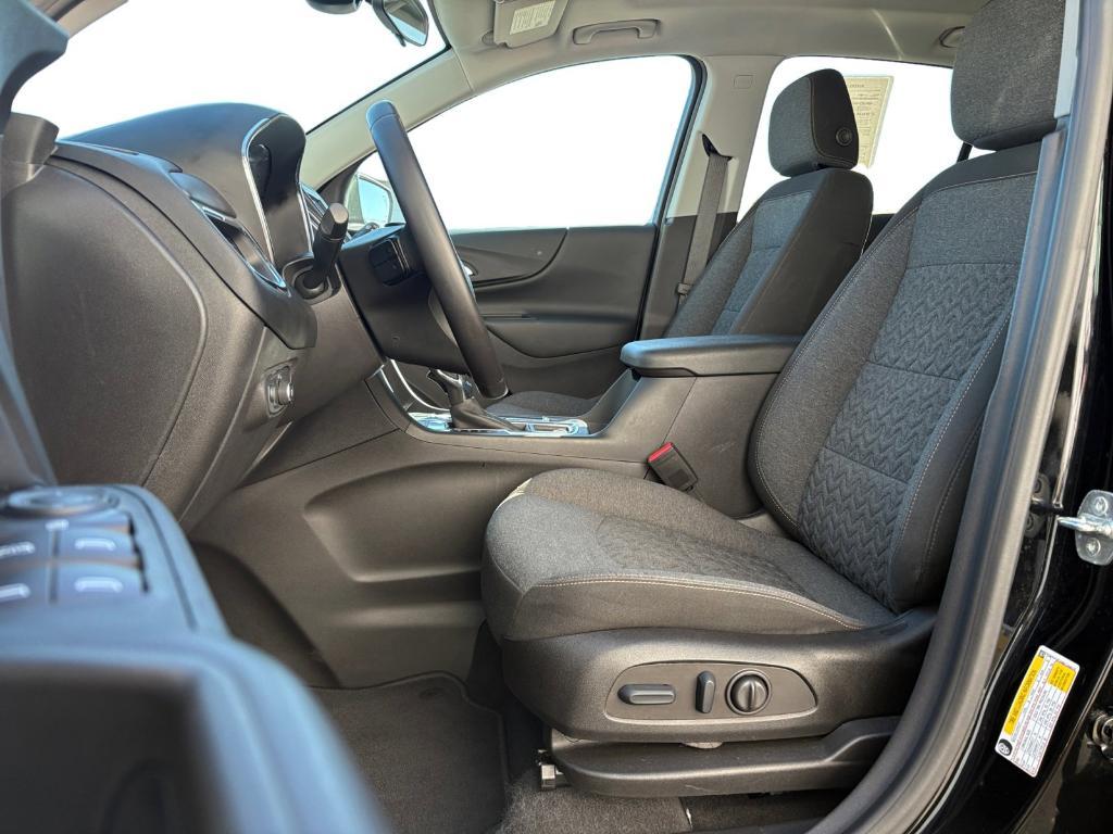 used 2022 Chevrolet Equinox car, priced at $23,492