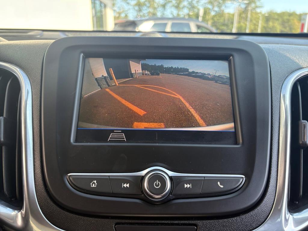 used 2021 Chevrolet Equinox car, priced at $18,299