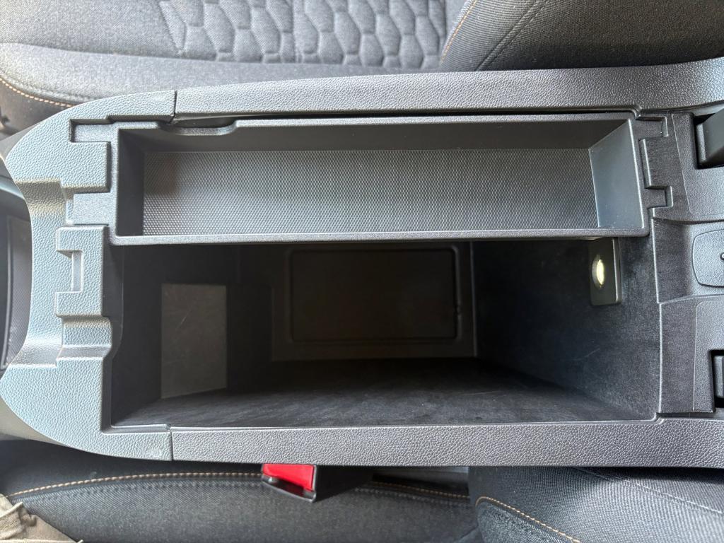 used 2021 Chevrolet Equinox car, priced at $18,299