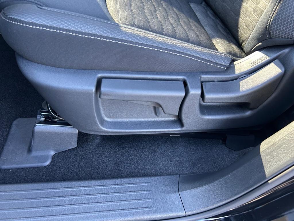 new 2025 Nissan Pathfinder car, priced at $32,142