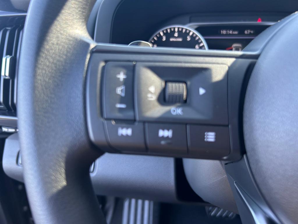 new 2025 Nissan Pathfinder car, priced at $32,142