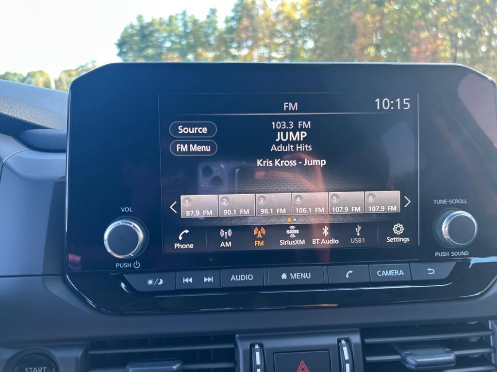 new 2025 Nissan Pathfinder car, priced at $32,142